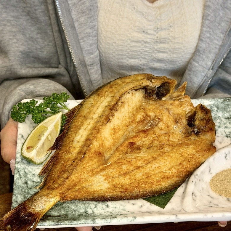 【分享】台南居酒屋推薦|原佃燒烤|南紡對面巷內,出餐慢但值得等