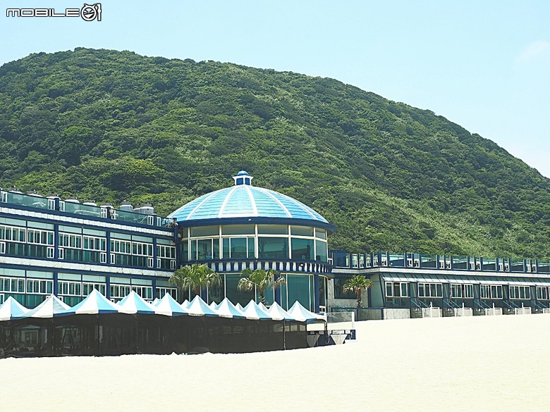 沙灘皮克敏探索之新北市篇 — 萬里海水浴場、金山中角、貢寮福隆海水浴場、石門白沙灣、三芝淺水灣、淡水沙崙、淡江大橋,還有Bossa Nova巴莎諾瓦海景餐廳與依海廚房之吃吃喝喝