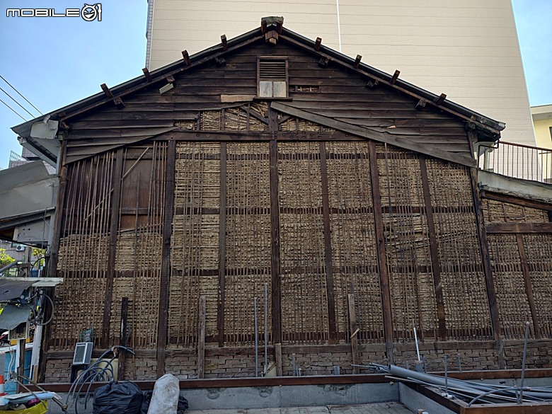 嘉義市立美術館、嘉義文化創意產業園區、嘉義城隍廟、嘉義市郵便局、文化路夜市，外掛美味可口的林聰明沙鍋魚頭、還有繁花似錦的臺南白河蓮花公園 — 2026 端午連假次日遊