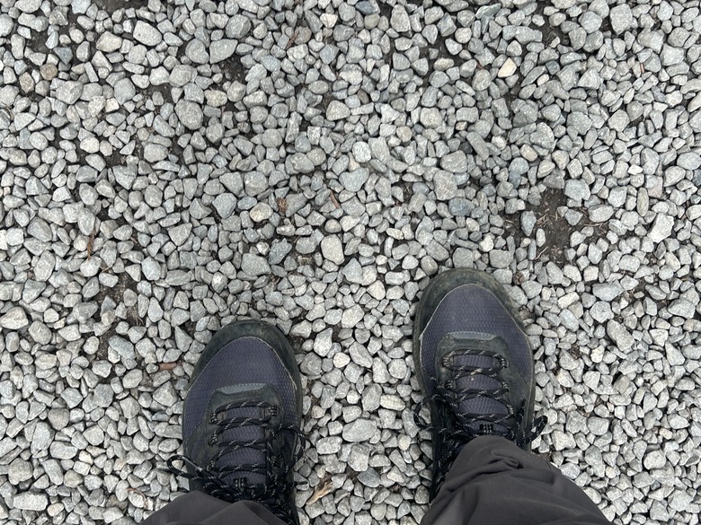 擱一擺雨中挑戰日本之顛-富士山