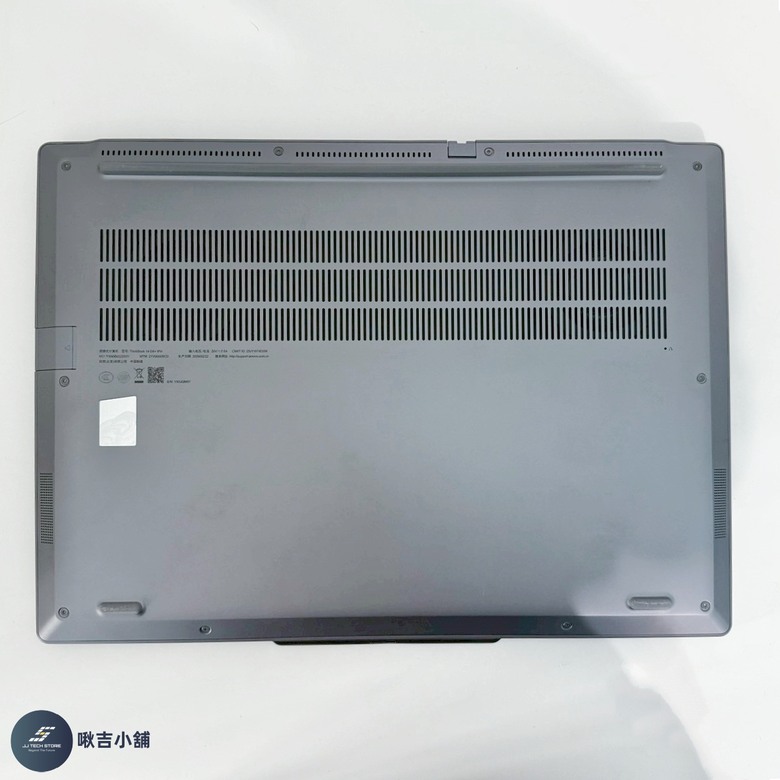 點我看大圖 開箱 Lenovo聯想 ThinkBook 14+ 酷睿AI元啟版輕薄筆電 💻 (全實拍+開箱影片)