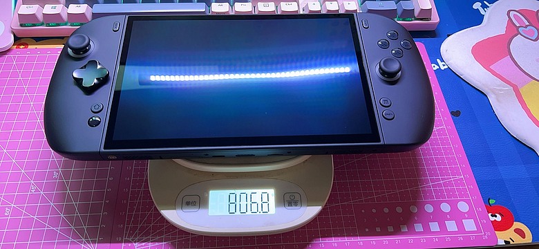 點我看大圖 【開箱】最強螢幕 x 最強APU -當前PC掌機的畢業機:OneXPlayer X2 Mini Pro