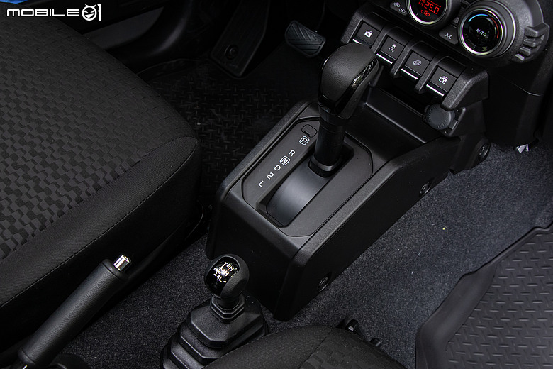 Suzuki Jimny 新年式試駕|補齊ACC、價格凍漲,不再只是任性的大玩具!