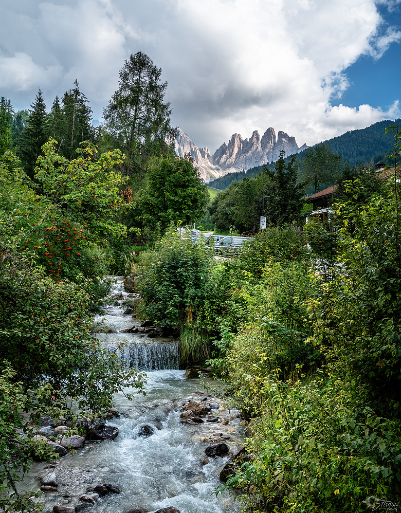 點我看大圖 2024瑞士義大利山脈之旅之19、0827 Panorama di Santa Maddalena富內斯山谷