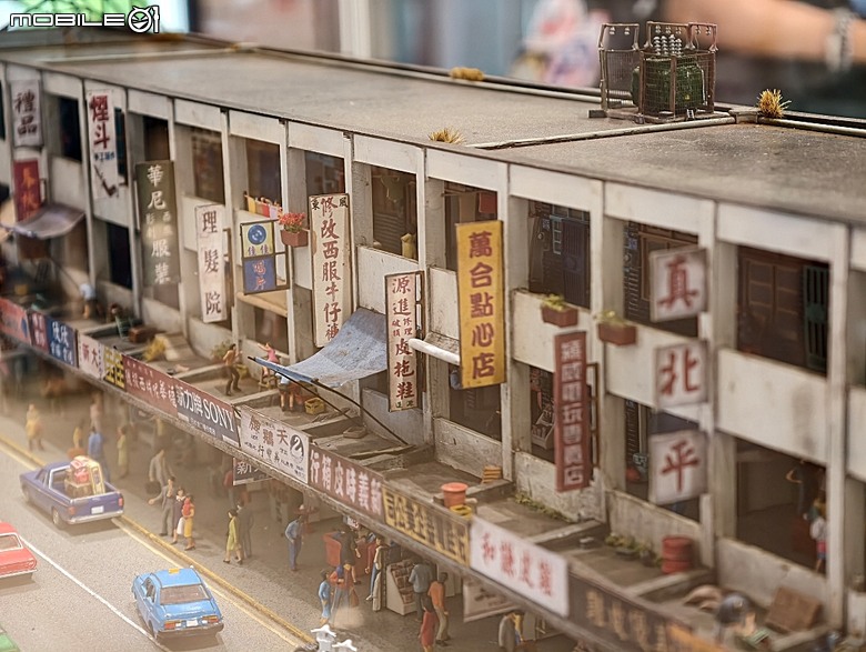 2026年懷舊鐵道場景模型展 in SOGO天母店，附掛吃吃喝喝之 魚君 さかなくん 天母SOGO店之週三鮭魚迴游日半價活動