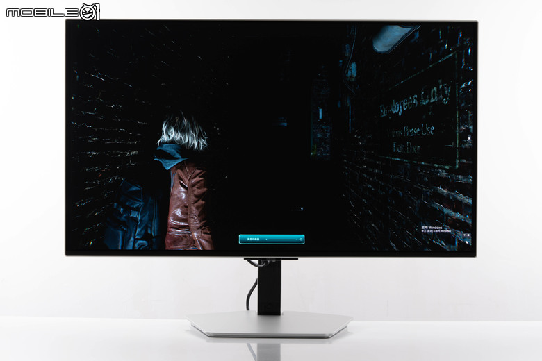 三星 Odyssey OLED G8 G80SH 遊戲螢幕開箱體驗 最新五層面板與抗炫光技術帶來更舒適視覺感受
