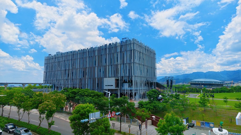 新三鶯線開通後必走!福源山步道實走|滿樹獨角仙、百年大榕樹、鶯歌石一次收集