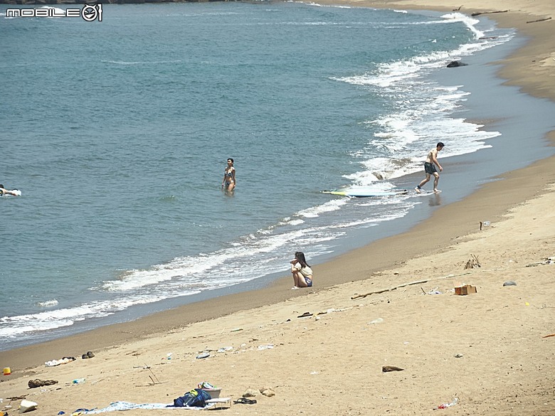 沙灘皮克敏探索之新北市篇 — 萬里海水浴場、金山中角、貢寮福隆海水浴場、石門白沙灣、三芝淺水灣、淡水沙崙、淡江大橋,還有Bossa Nova巴莎諾瓦海景餐廳與依海廚房之吃吃喝喝