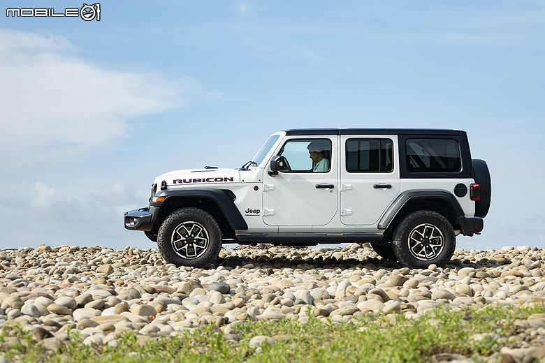 Jeep Wrangler Rubicon/Sahara 試駕｜歷經考驗的越野實力，帶你勇闖世界的每個角落！