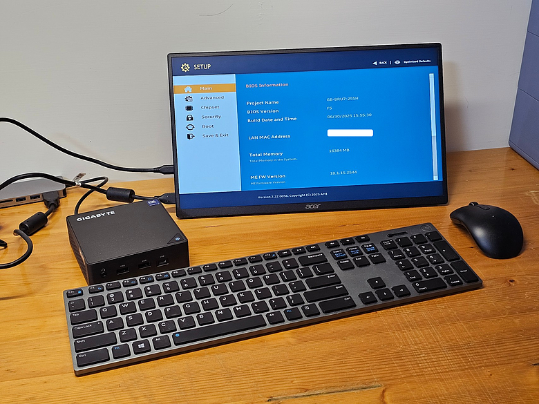 點我看大圖 GIGABYTE BRIX GB-BRU7-255H 迷你電腦開箱