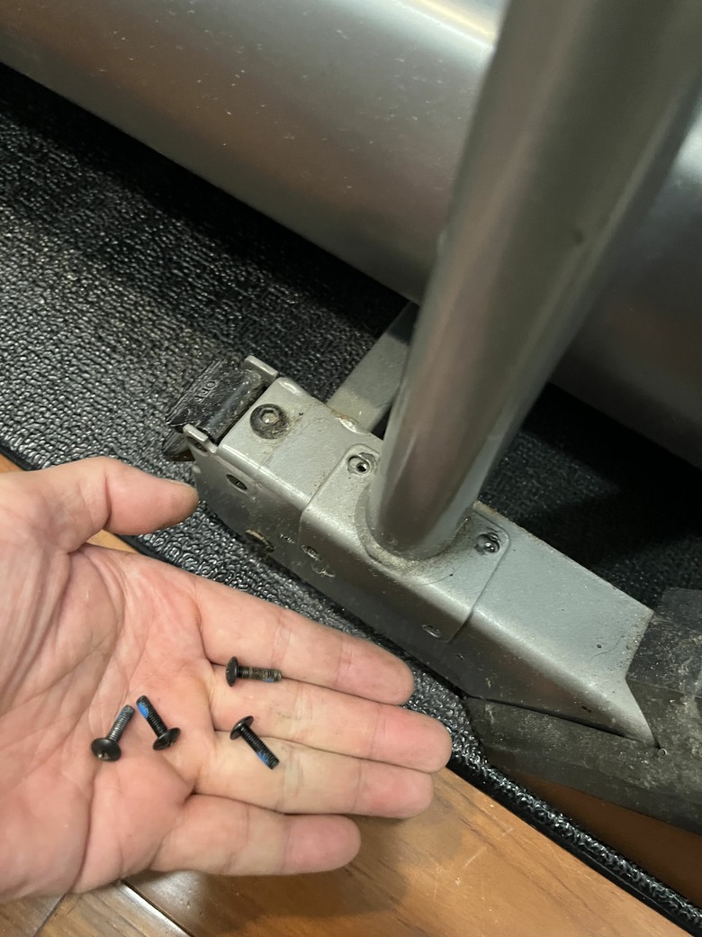 拆機、移機，好重一台。