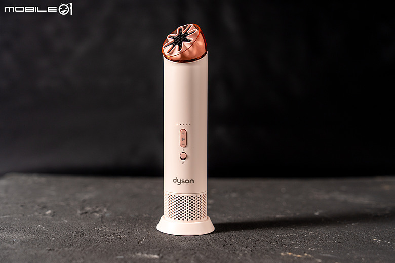 Dyson HushJet Mini Cool 開箱實測|無扇葉手持風扇真能成為夏天隨身降溫神器嗎?