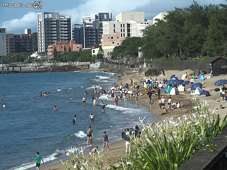 沙灘皮克敏探索之新北市篇 — 萬里海水浴場、金山中角、貢寮福隆海水浴場、石門白沙灣、三芝淺水灣、淡水沙崙、淡江大橋,還有Bossa Nova巴莎諾瓦海景餐廳與依海廚房之吃吃喝喝
