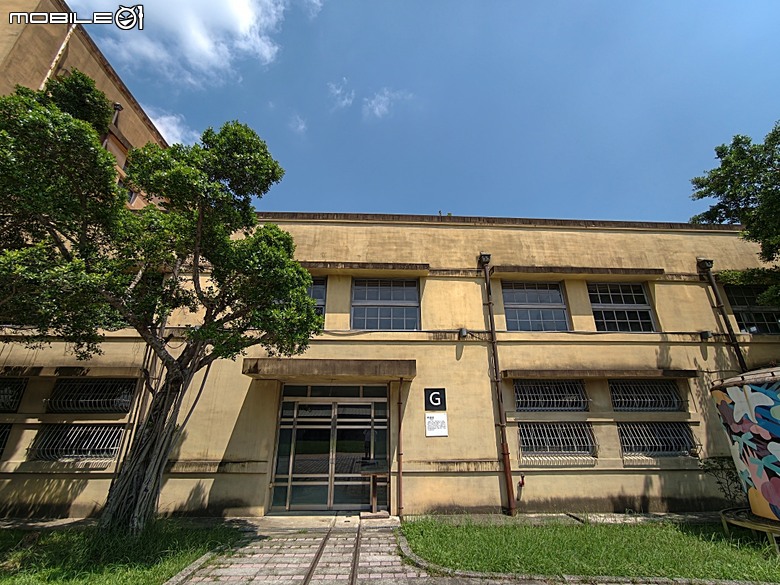 嘉義市立美術館、嘉義文化創意產業園區、嘉義城隍廟、嘉義市郵便局、文化路夜市，外掛美味可口的林聰明沙鍋魚頭、還有繁花似錦的臺南白河蓮花公園 — 2026 端午連假次日遊
