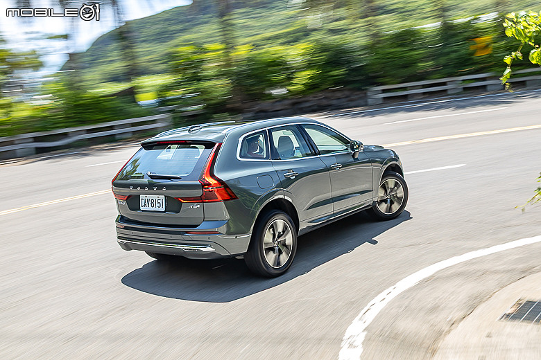 Volvo 小改款 XC60 T8 試駕|除了節能,還讓你有更優雅從容的旅程!