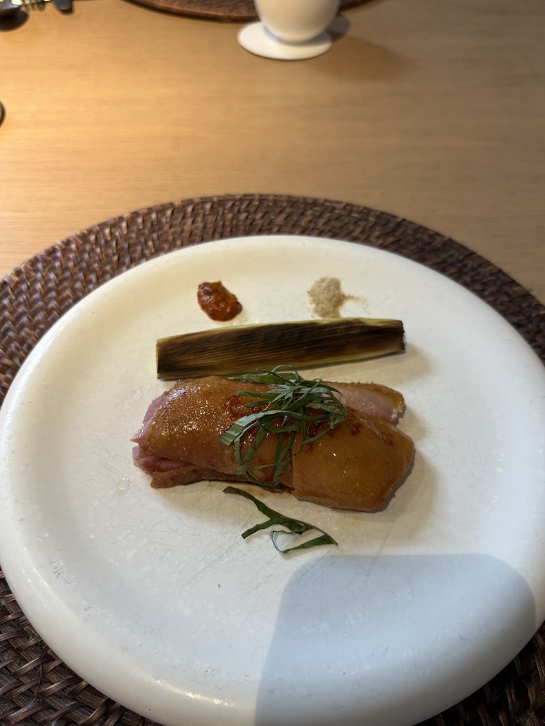 【食記】林口 鍋家菜｜一家四口二訪，1550 套餐從前菜到小牛戰斧一路驚喜，每道菜都吃完