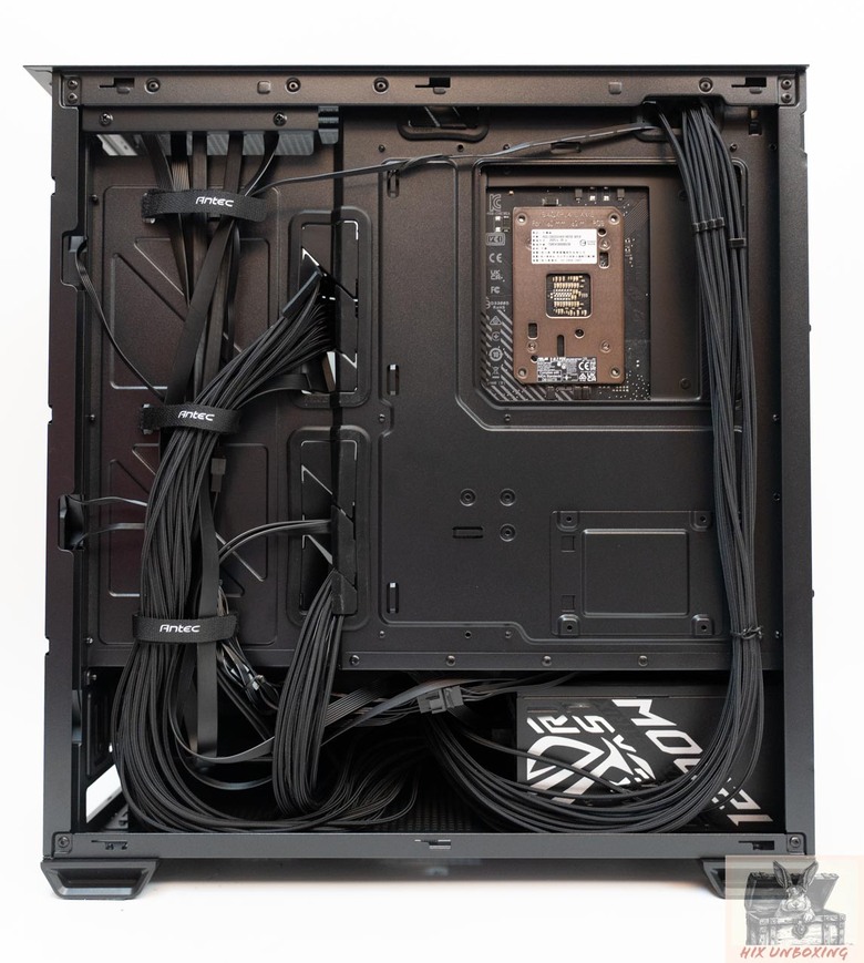 貓頭鷹的靜音拍檔 Antec P7 S 靜音機殼