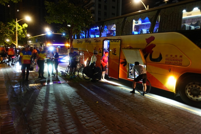 跟著博愛車隊參加中華民國自行車騎士協會籌辦的2026南投旅遊百k自行車小鎮漫遊活動,由中興新村出發經草屯、國姓、埔里、魚池(日月潭)、集集及名間再O繞回南投市出發點,Calamita due city tour