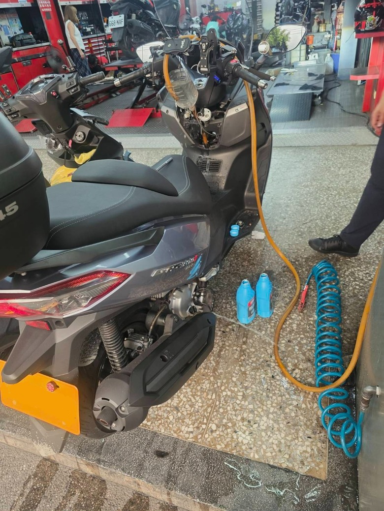 SYM GTS300i 水泵漏水維修紀錄 & 傳動整理
