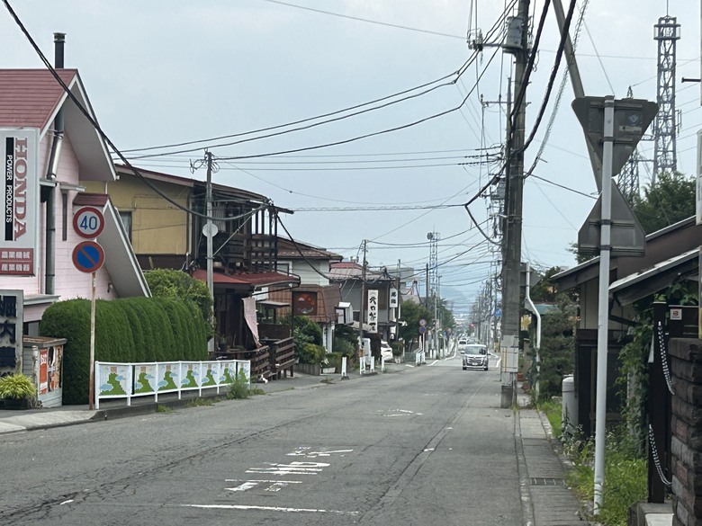 擱一擺雨中挑戰日本之顛-富士山
