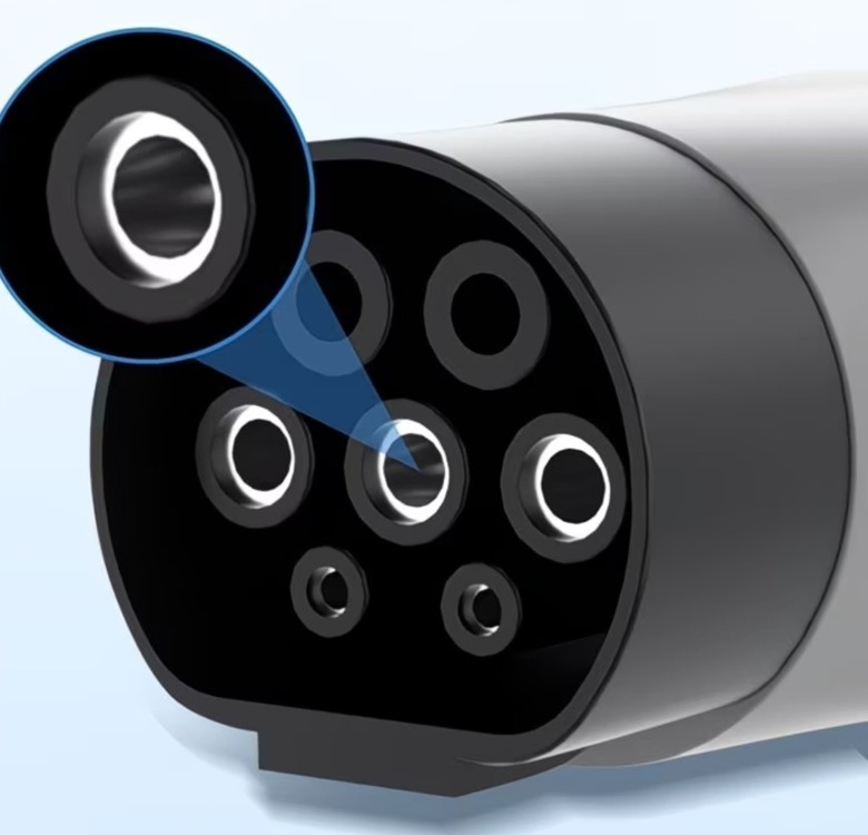 Type 2轉接頭給油車電瓶充電是否可行