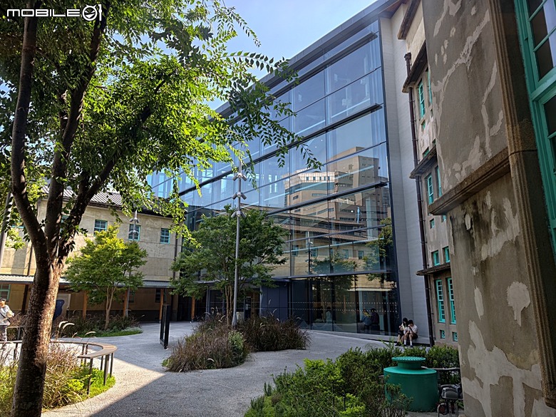 嘉義市立美術館、嘉義文化創意產業園區、嘉義城隍廟、嘉義市郵便局、文化路夜市，外掛美味可口的林聰明沙鍋魚頭、還有繁花似錦的臺南白河蓮花公園 — 2026 端午連假次日遊