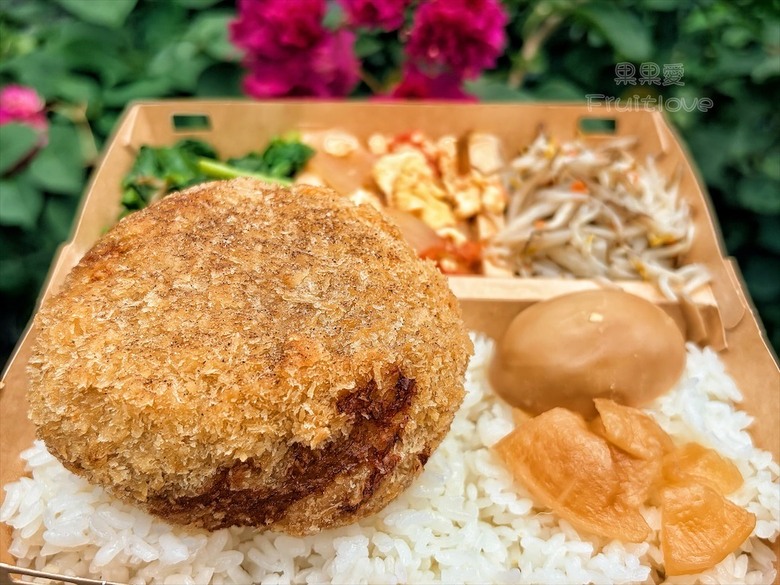 創意餐盒、真材實料例湯,在地人回訪率超高的美味便當!