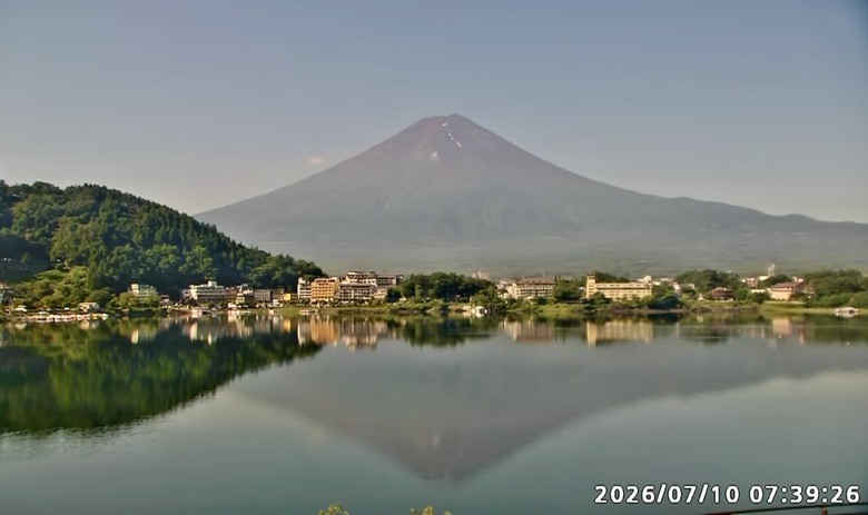 擱一擺雨中挑戰日本之顛-富士山