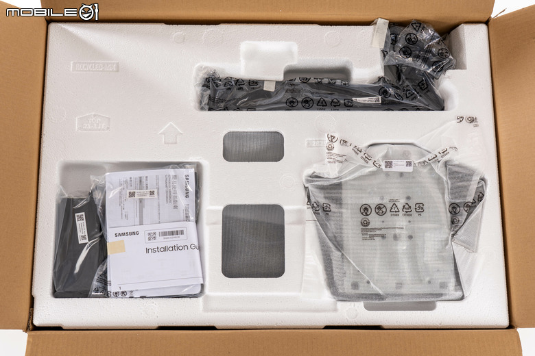 三星 Odyssey G8 G80HS 6K 電競螢幕開箱體驗 超高解析度／高更新率設定帶來至高遊戲體驗