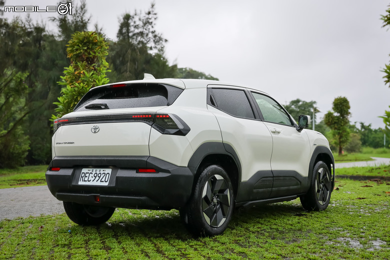 Toyota Urban Cruiser 試駕｜重新定義純電跨界休旅！