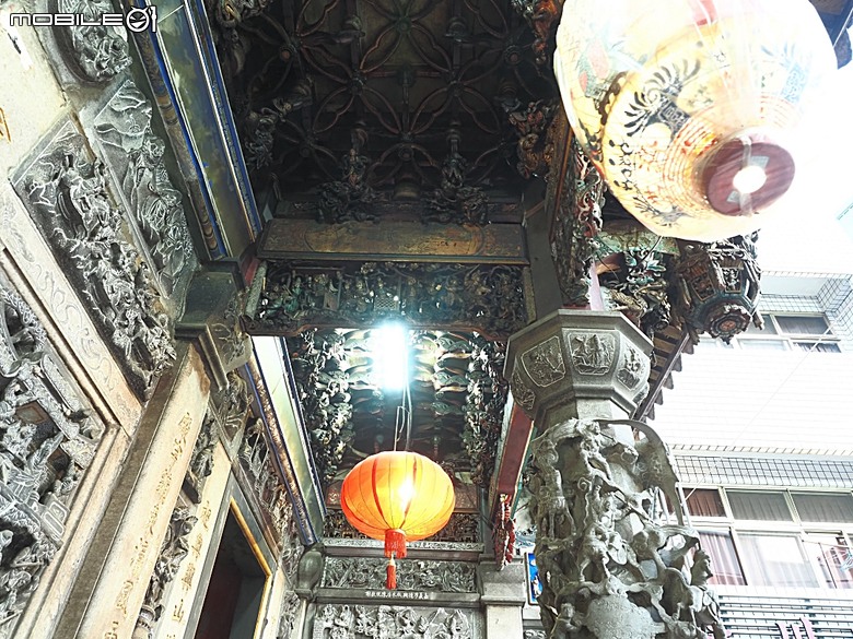 嘉義市立美術館、嘉義文化創意產業園區、嘉義城隍廟、嘉義市郵便局、文化路夜市，外掛美味可口的林聰明沙鍋魚頭、還有繁花似錦的臺南白河蓮花公園 — 2026 端午連假次日遊