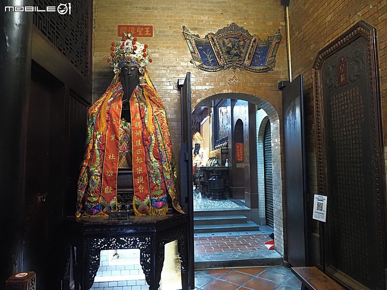 嘉義市立美術館、嘉義文化創意產業園區、嘉義城隍廟、嘉義市郵便局、文化路夜市，外掛美味可口的林聰明沙鍋魚頭、還有繁花似錦的臺南白河蓮花公園 — 2026 端午連假次日遊