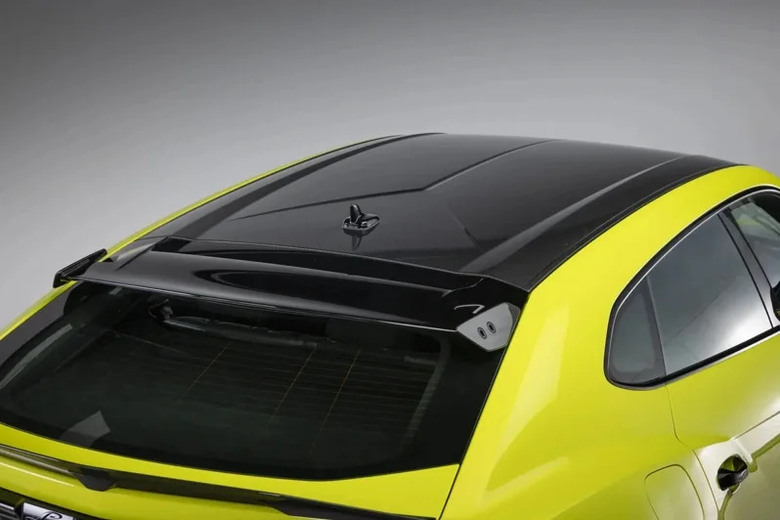 蠻牛油電性能顛峰 Lamborghini Urus SE Performante 重返戰場