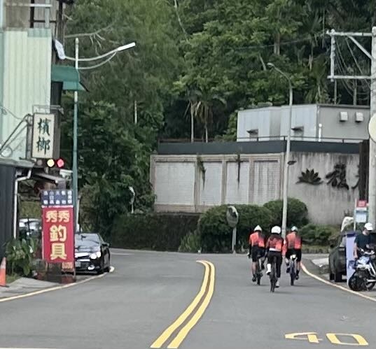 跟著博愛車隊參加中華民國自行車騎士協會籌辦的2026南投旅遊百k自行車小鎮漫遊活動,由中興新村出發經草屯、國姓、埔里、魚池(日月潭)、集集及名間再O繞回南投市出發點,Calamita due city tour