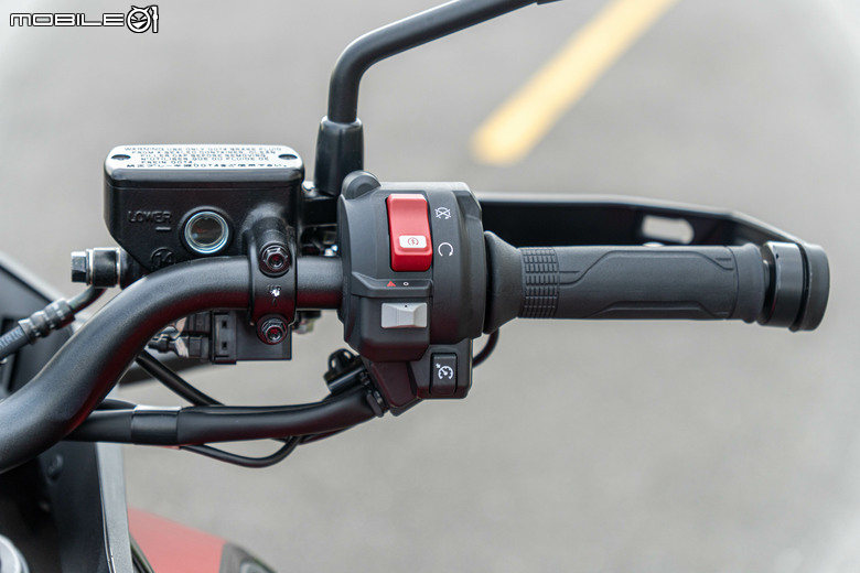 HONDA CB1000 GT 試駕｜不再做選擇，四缸、電懸、運動、舒適我全都要！