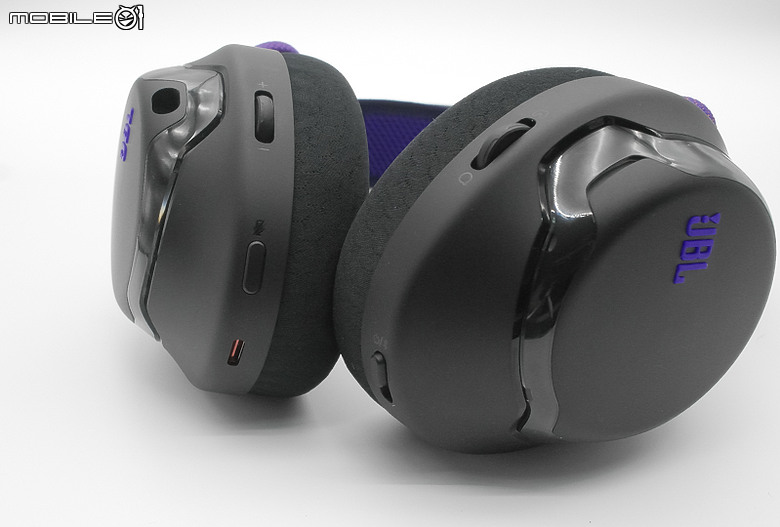 點我看大圖 【北極熊開箱】碳纖維動圈與空間聲學的純粹展現 - JBL Quantum 650 (加映950)