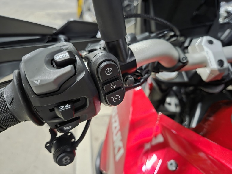 V-Strom 800 RE 改裝資訊分享