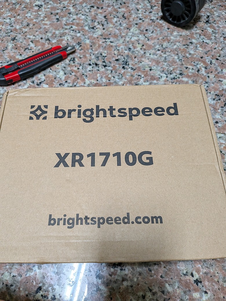 點我看大圖 洋垃圾WIFI7路由XR1710G開箱