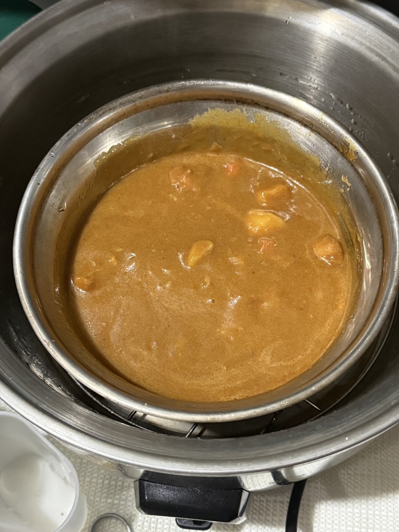 第一次吃到這麼多料的咖哩包