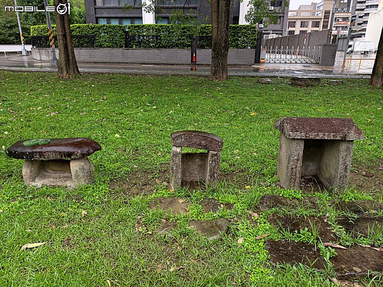竹北新瓦屋客家文化保存區、采田福地、竹北泉州厝汾陽堂、東平問禮堂、竹北福佑宮(十三伯公)、蓮華寺、附掛美食之一浪拉麵 — 竹北一日雨中散策