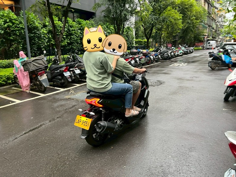 終於等到大尾燈STR X,門市試騎Go