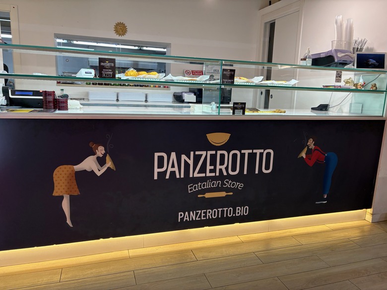 點我看大圖 意大利🇮🇹Bari巴里港之旅第一天,到達Matera馬泰拉古城