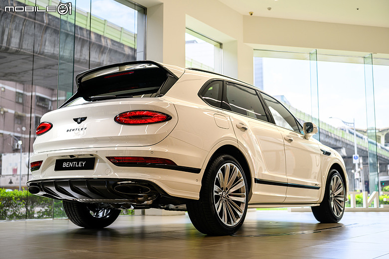 【採訪】1588萬元起,Bentley Bentayga Speed國內發表,Continental GT S首度現身!