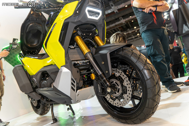 點我看大圖 KYMCO CV-X45 單缸多功能跨界車正式亮相,搭載PTM系統、TFT儀表、定速、加溫握把一次到位!