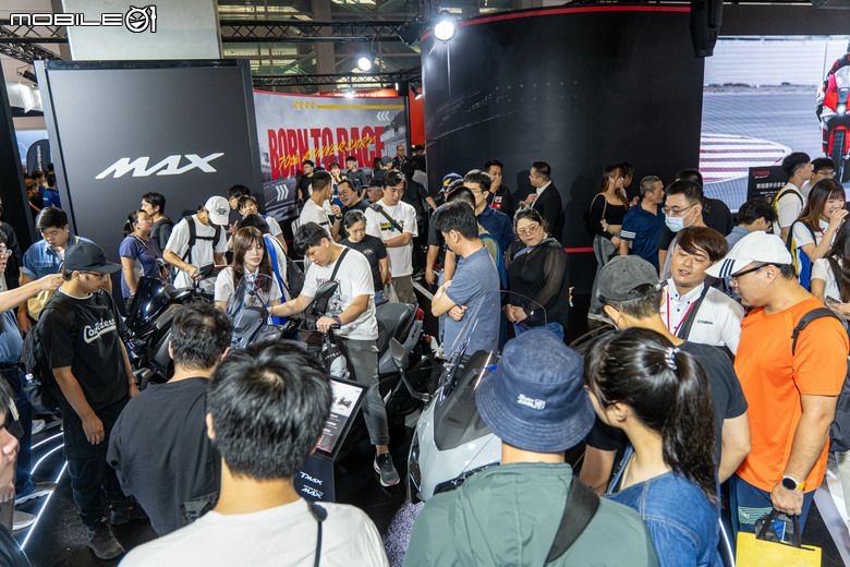 YAMAHA 70週年全機種登場，XSR155 公司重車展場售價：148,000元，限量55台另有3,000元精品抵用券！