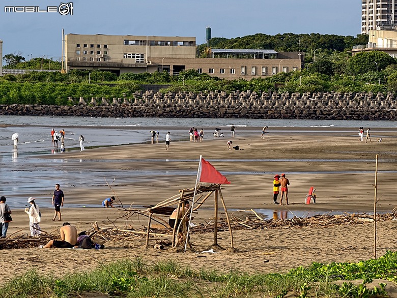 沙灘皮克敏探索之新北市篇 — 萬里海水浴場、金山中角、貢寮福隆海水浴場、石門白沙灣、三芝淺水灣、淡水沙崙、淡江大橋,還有Bossa Nova巴莎諾瓦海景餐廳與依海廚房之吃吃喝喝