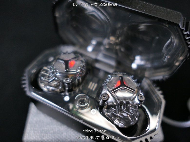 Acoustune HSX ONE 主動降噪真無線藍牙耳機:日本製造 | 極致美學