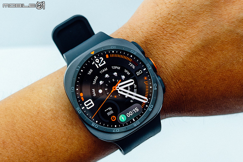 三星 Galaxy Watch Ultra 2 迎來有感升級|5000 尼特螢幕 + 800mAh 大電池、Galaxy Watch 9 同步登場!