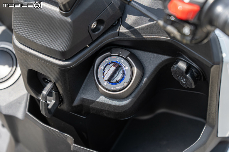 點我看大圖 KYMCO G7 試駕|電推輕量轉生,旗艦跑旅降臨
