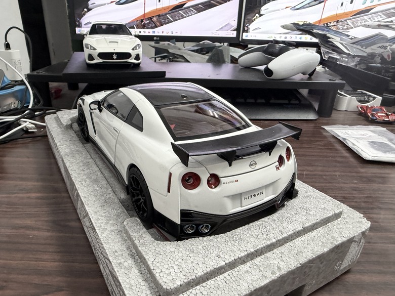 [開箱]1/18 Nissan GT-R Nismo R35 2022